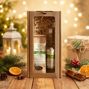 Naravni darilni komplet Kopriva – zeliščni čaj in sirup iz Slovenije. Ročno izdelano darilo za rojstni dan, božič in poslovna obdarovanja.