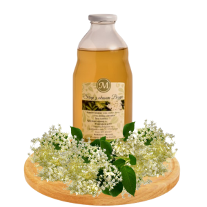 Naravni domač bezgov sirup 1 L iz ročno nabranih cvetov. Idealen za limonado, čaj in koktajle. 100 % naraven, brez dodatkov.