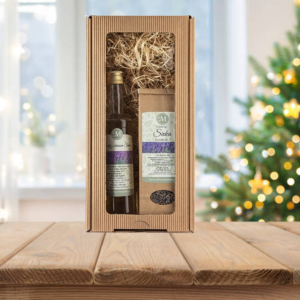 Darilni komplet Sivka – naravni čaj in sirup. Popolno naravno darilo za božič, rojstni dan in poslovna darila. Zelišča Marjetka.