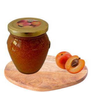 Ročno izdelana domača marelična marmelada iz domačih marelic. Poln sadni okus, aromatična, idealna za zajtrke, sladice ali darilo.